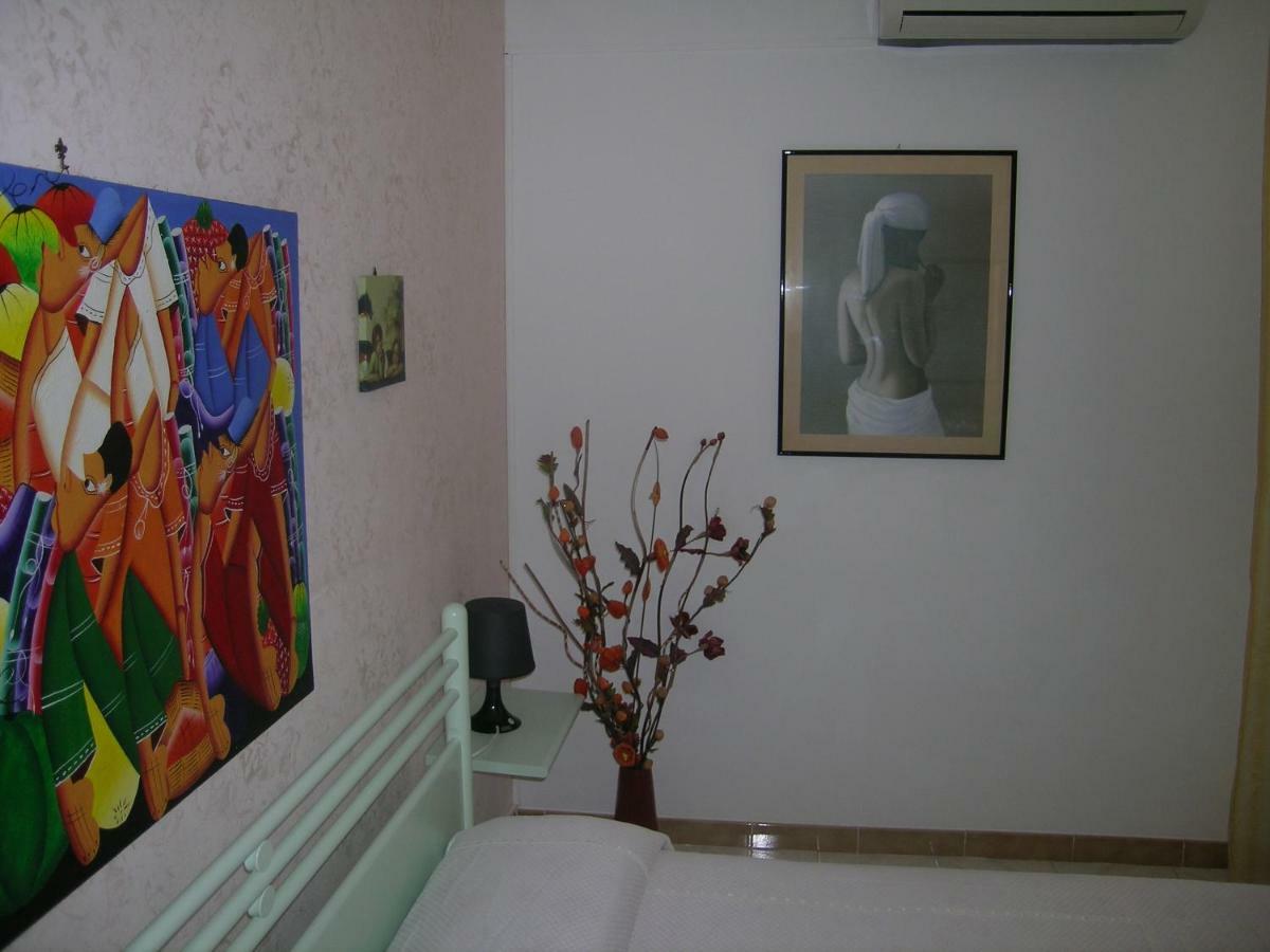 Ferienwohnung Casa Dante Castellammare del Golfo Exterior foto